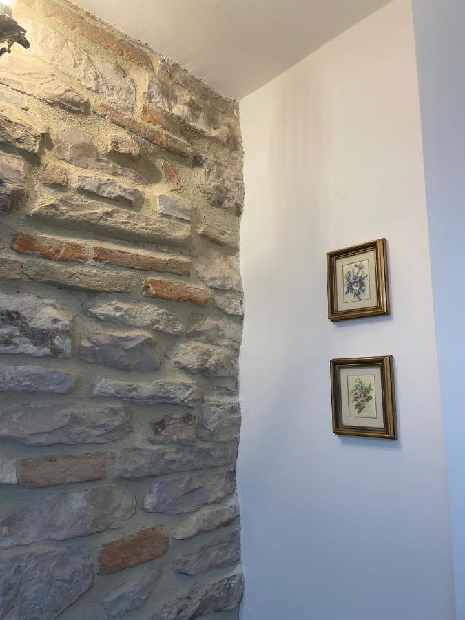 Apartamento Casa La Rosa Gubbio Exterior foto